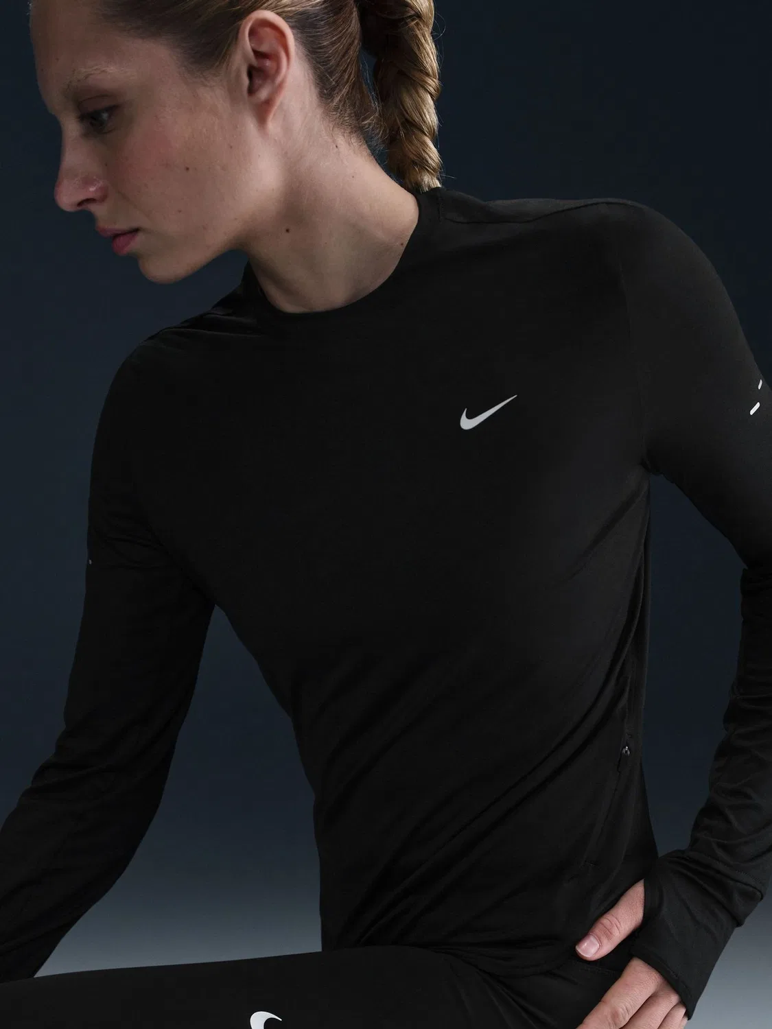 Топ для бега с длинным рукавом Swift Dri-FIT UV Nike, черный — фото 3