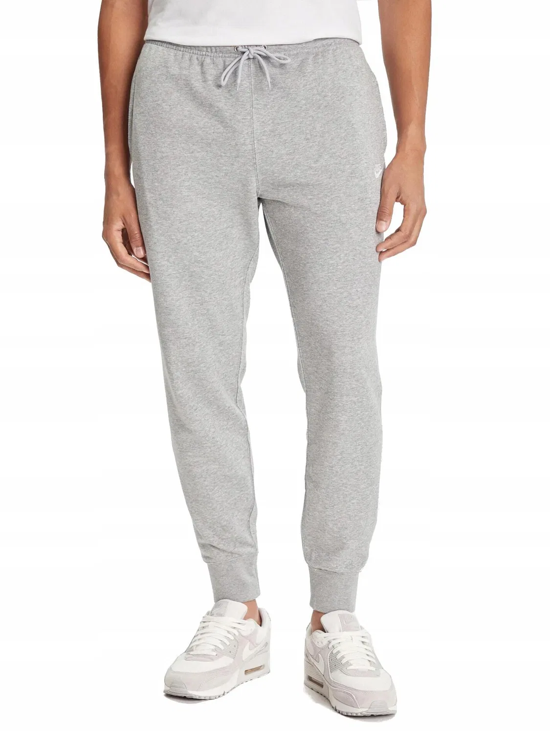 Мужские спортивные штаны с зауженными штанинами Nike Club Jogger, Цвет Grau