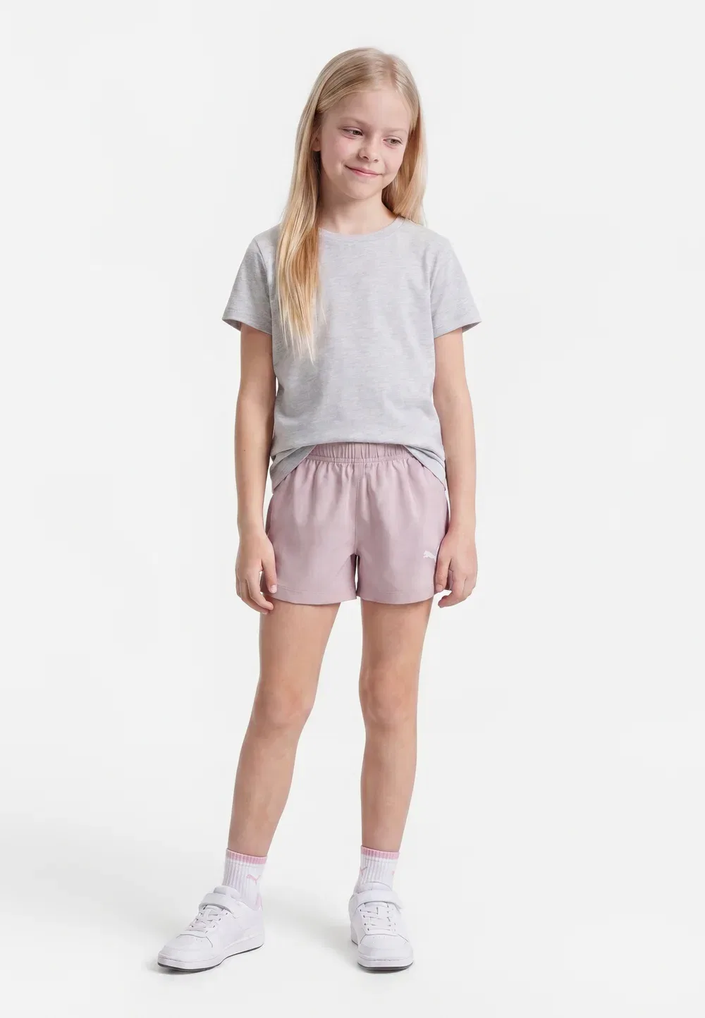 Девушка - спортивные шорты Puma, Misty Pink