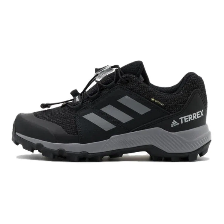 Детские кроссовки для бега с водонепроницаемой мембраной GORE-TEX Terrex GT Slip Resistant Mid Top Adidas, Black Gray