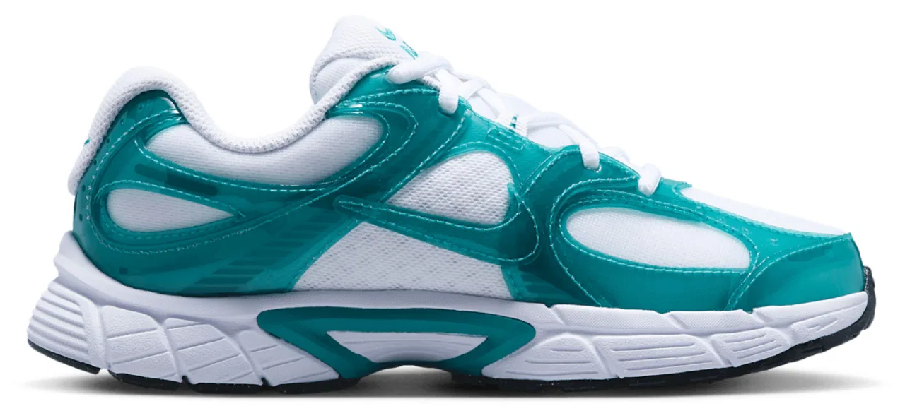 Детские кроссовки для мальчиков с пеноматериалом V5 RNR SE Tech Nike, White Energy Football Blue