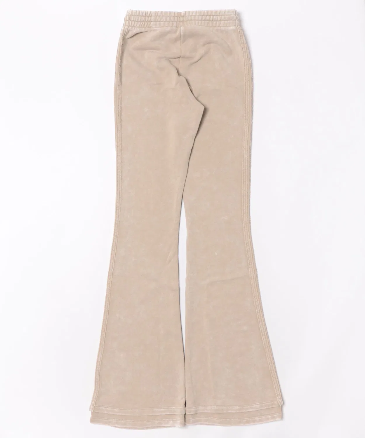 Женские спортивные брюки-клеш с логотипом Adidas, модель W SST Bootcut Pant, Green — фото 2