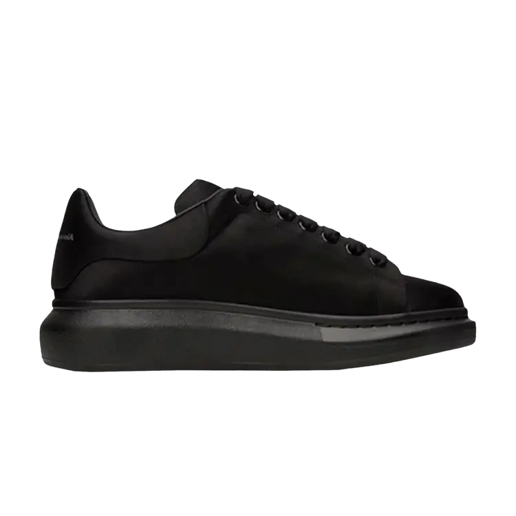 

Кроссовки Alexander McQueen Oversized Sneaker Black Satin, черный