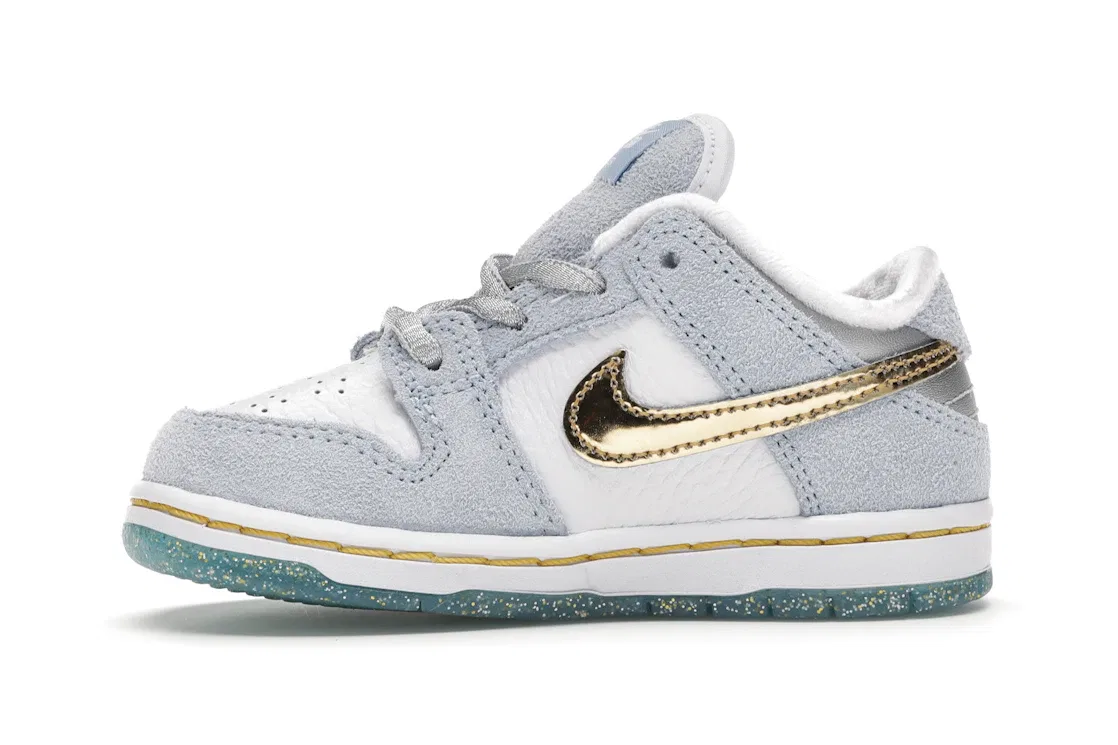 Детские кроссовки для мальчиков и девочек с принтом Nike SB Dunk Low Sean Cliver Nike, Ice Blue/White-Metallic Gold-Metallic Silver — фото 3