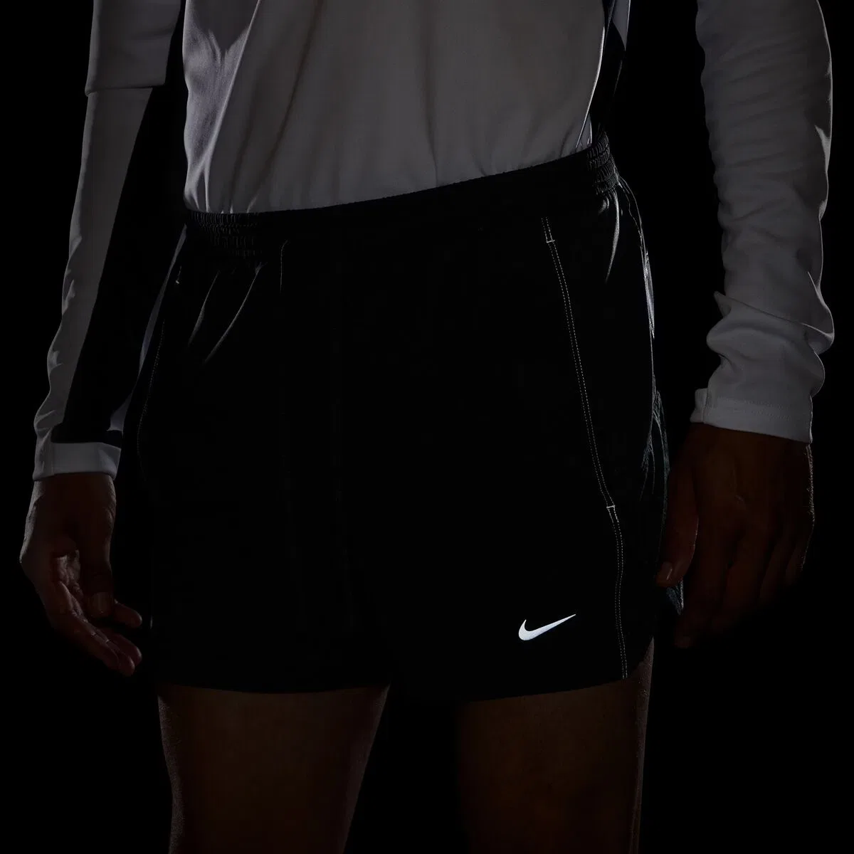 Мужские шорты для бега с технологией Dri-FIT Nike, Black Black Black Reflective Silv — фото 3
