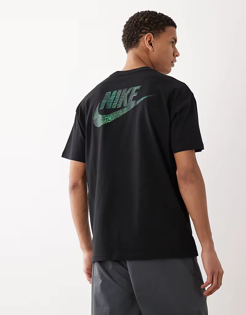 Футболка Nike Swoosh с научно-фантастическим логотипом на спине, черный