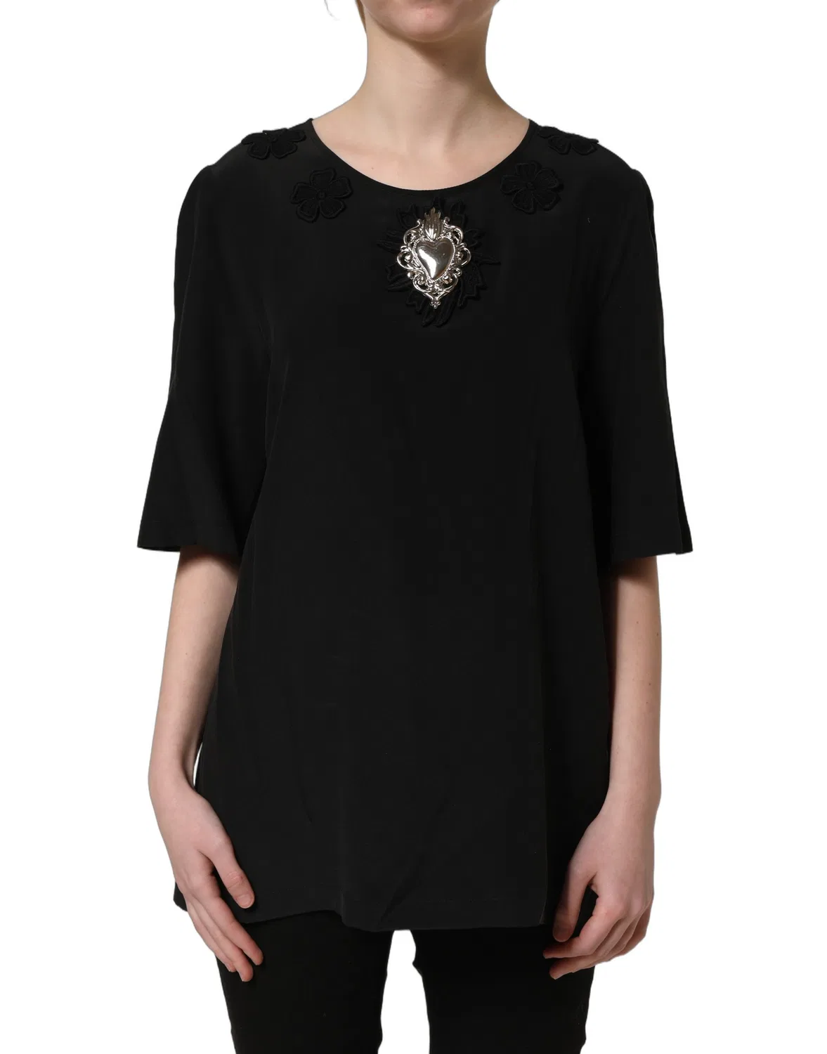 Женская блузка с аппликацией-сердцем и вышивкой розами Black Floral Silk Heart Appliqué Blouse Top Dolce & Gabbana, черный — фото 2
