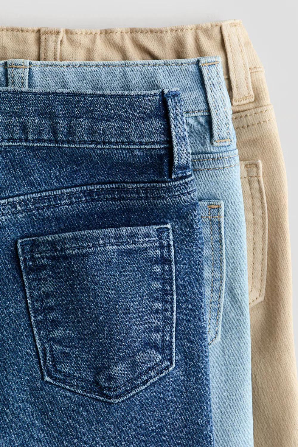 Комплект из 3 удобных эластичных джинсов зауженного кроя H&M, Denimblau/Beige — фото 2