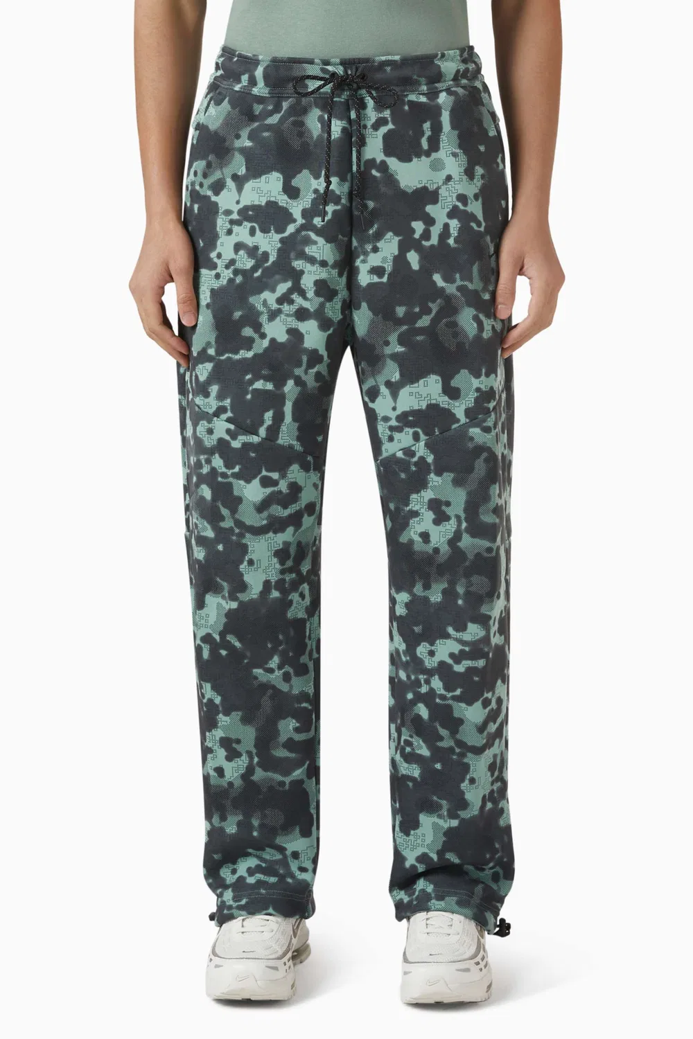 Штаны с открытым низом на флисе Tech Open-hem Camo Nike