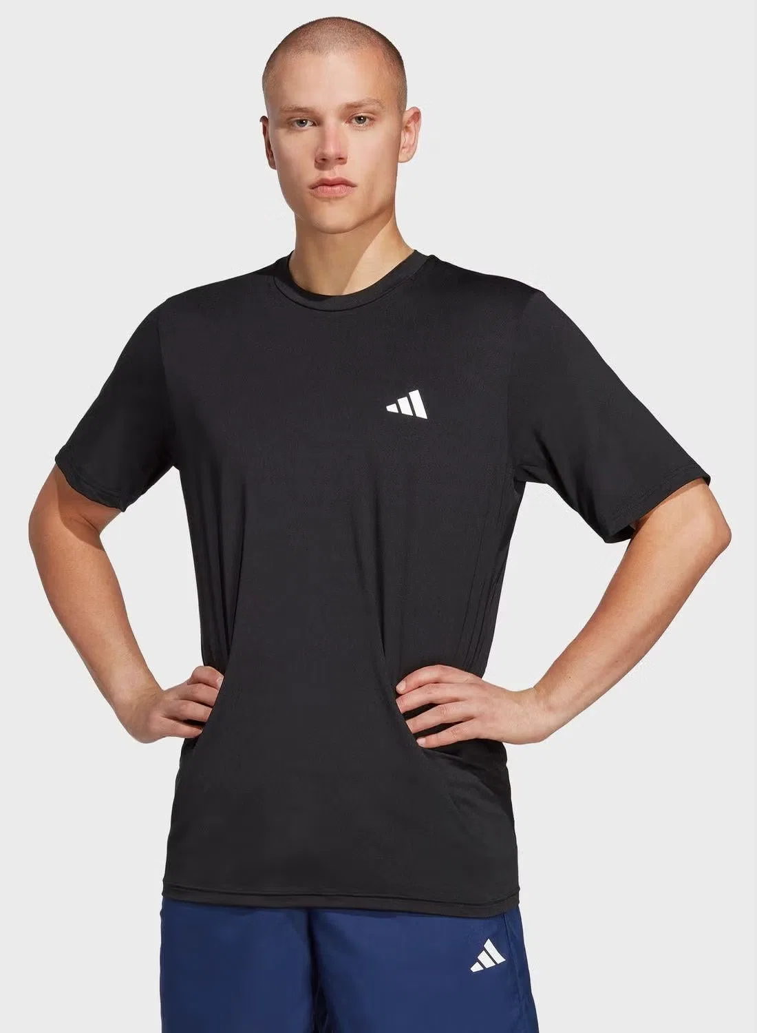 Футболка тренировочная с принтом Train Essentials Adidas, черный