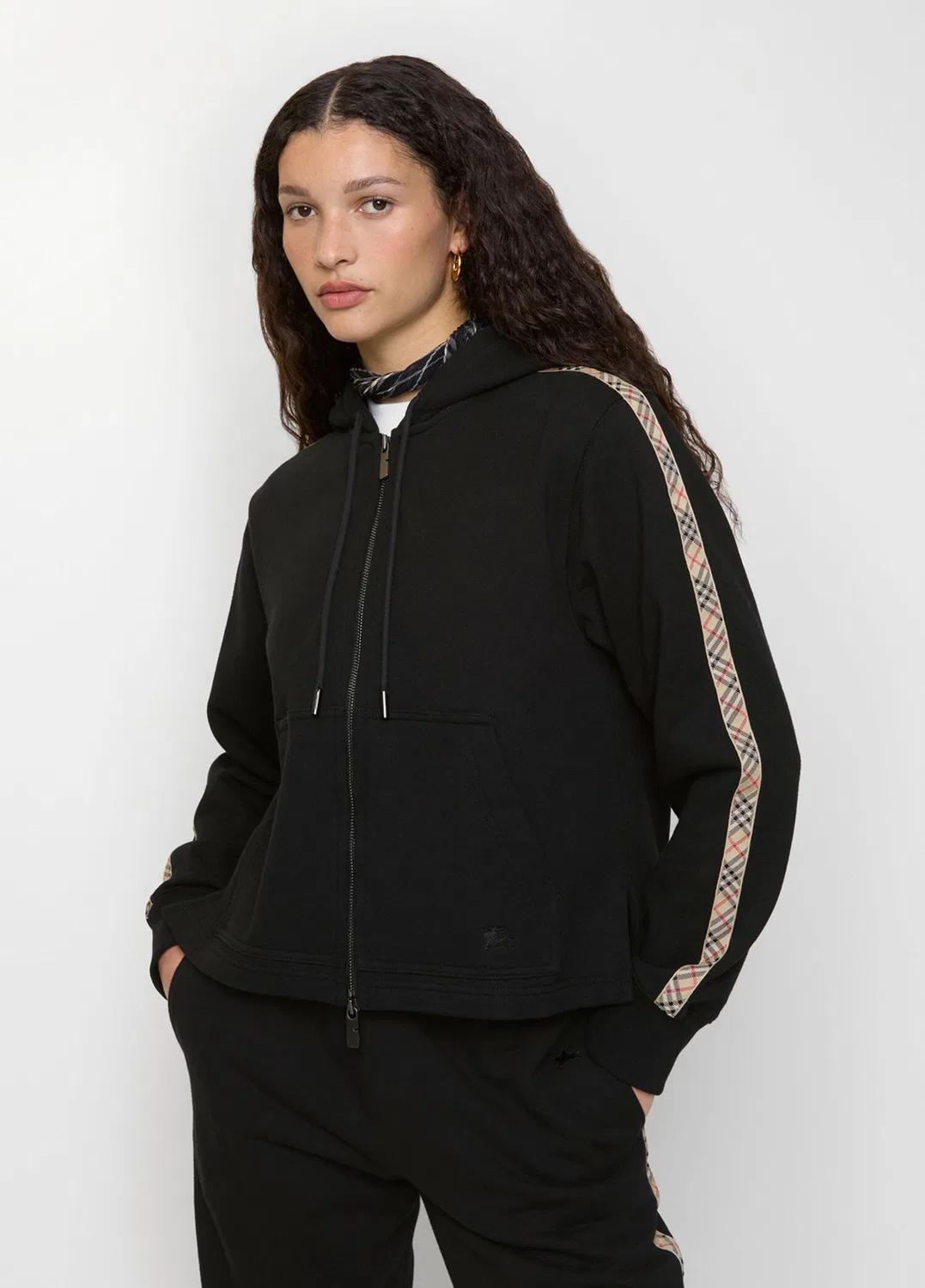 Свитшот Burberry Check Trim Cotton Zip, женский, черный — фото 2