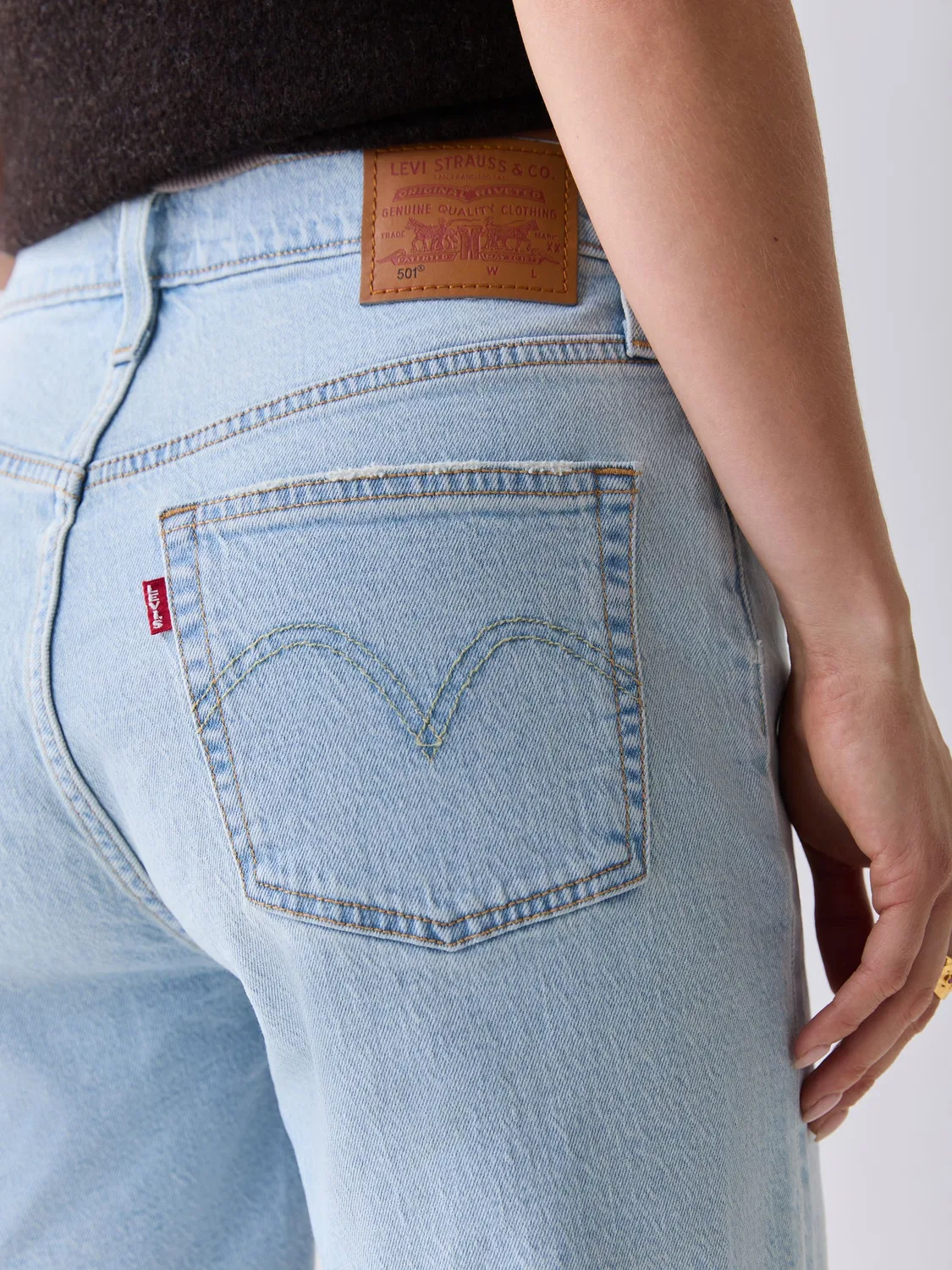 Шорты джинсовые 501 Mid-Thigh Levi's, Light Blue Denim — фото 4