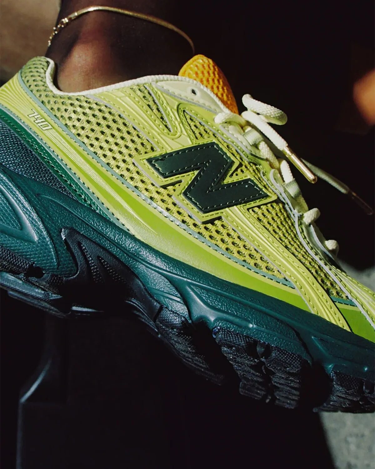 

Кроссовки унисекс CNCPTS x New Balance 740 'Brut', зеленый