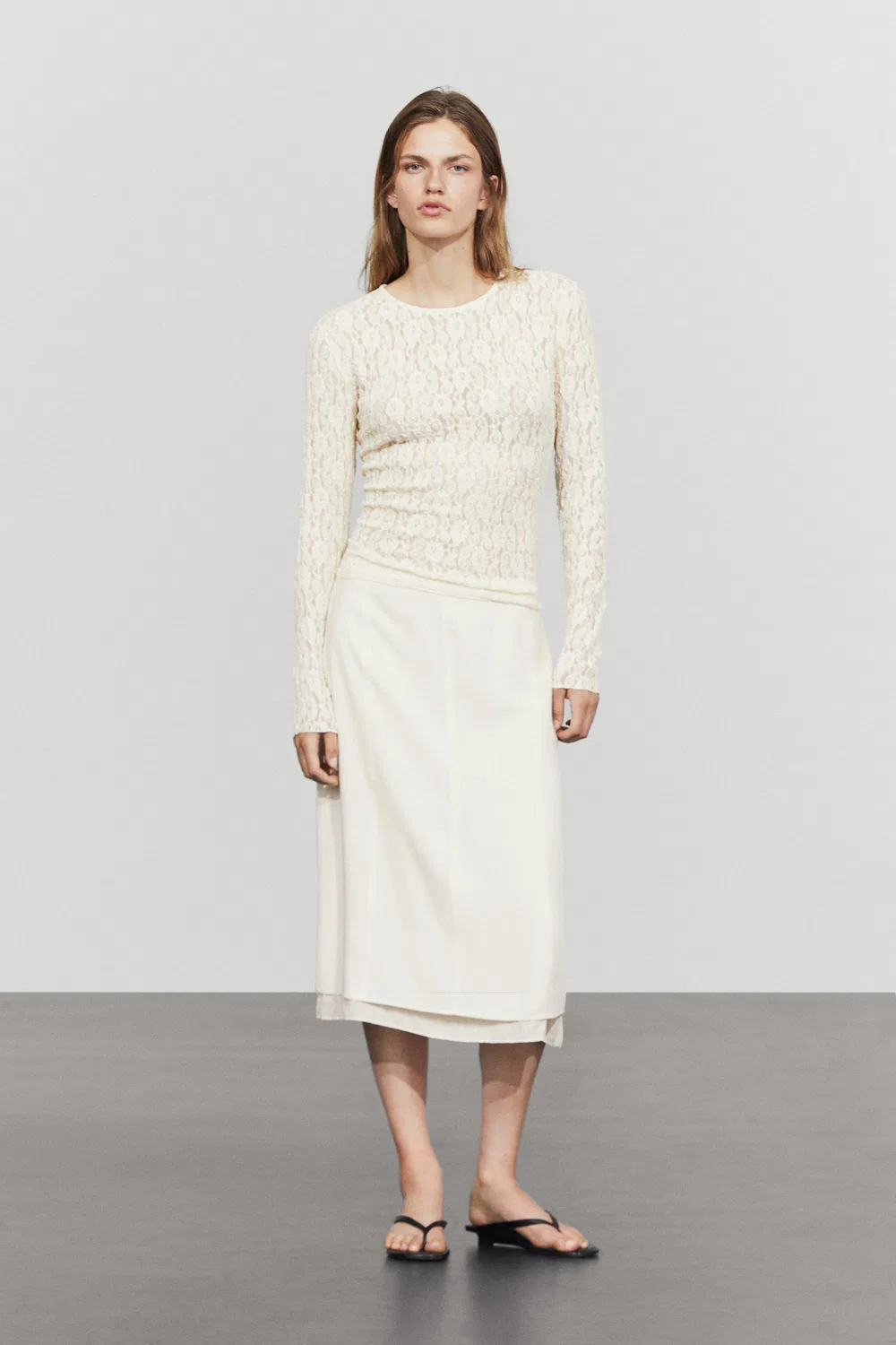 Лонгслив Massimo Dutti Lace Detail, кремовый — фото 4
