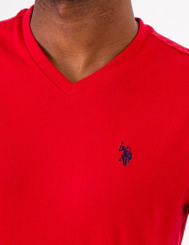 Футболка U.S. Polo Assn.Solid V-neck, красный — фото 4
