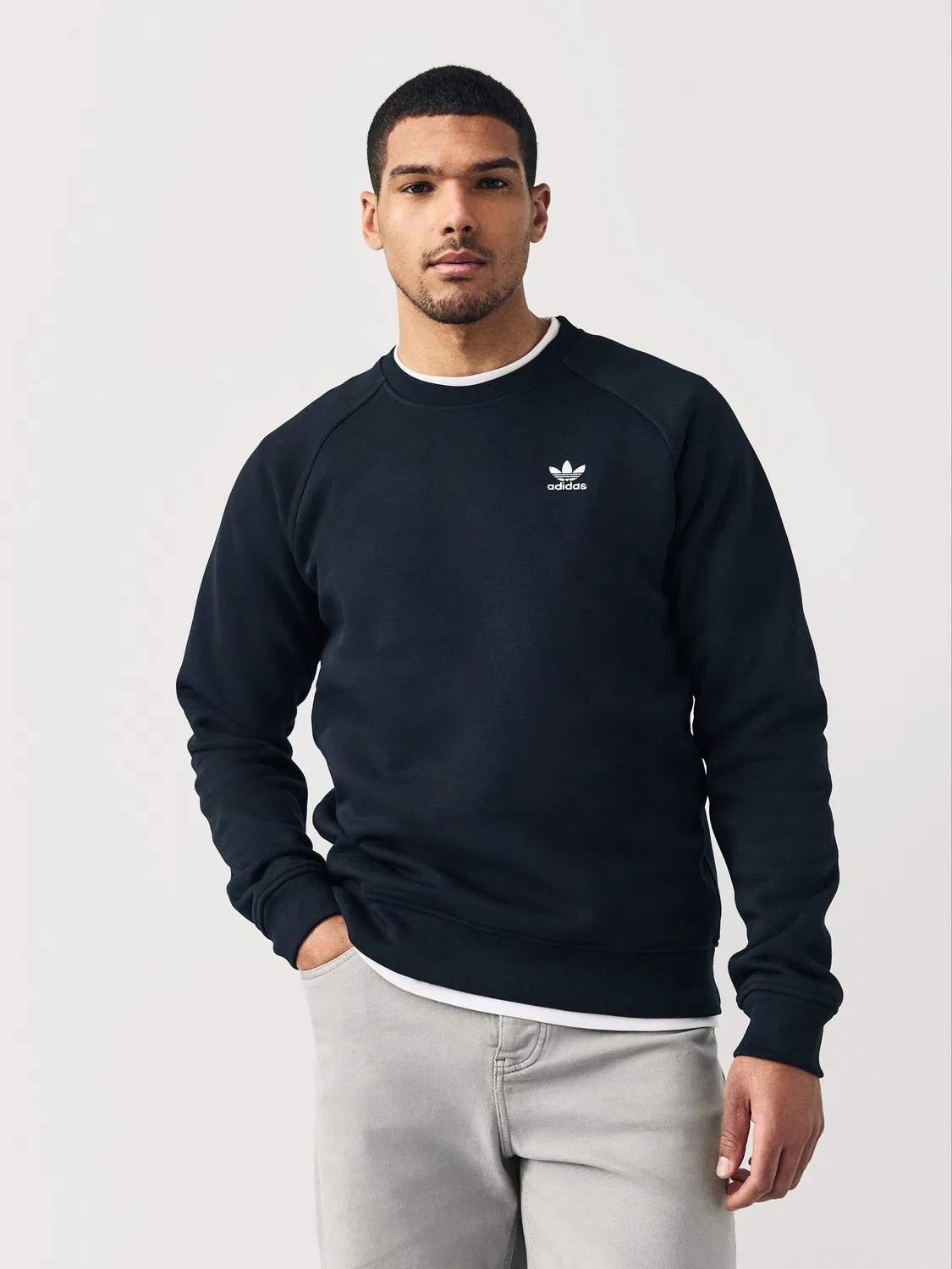 Свитшот Originals Essentials, adidas Originals, черный
