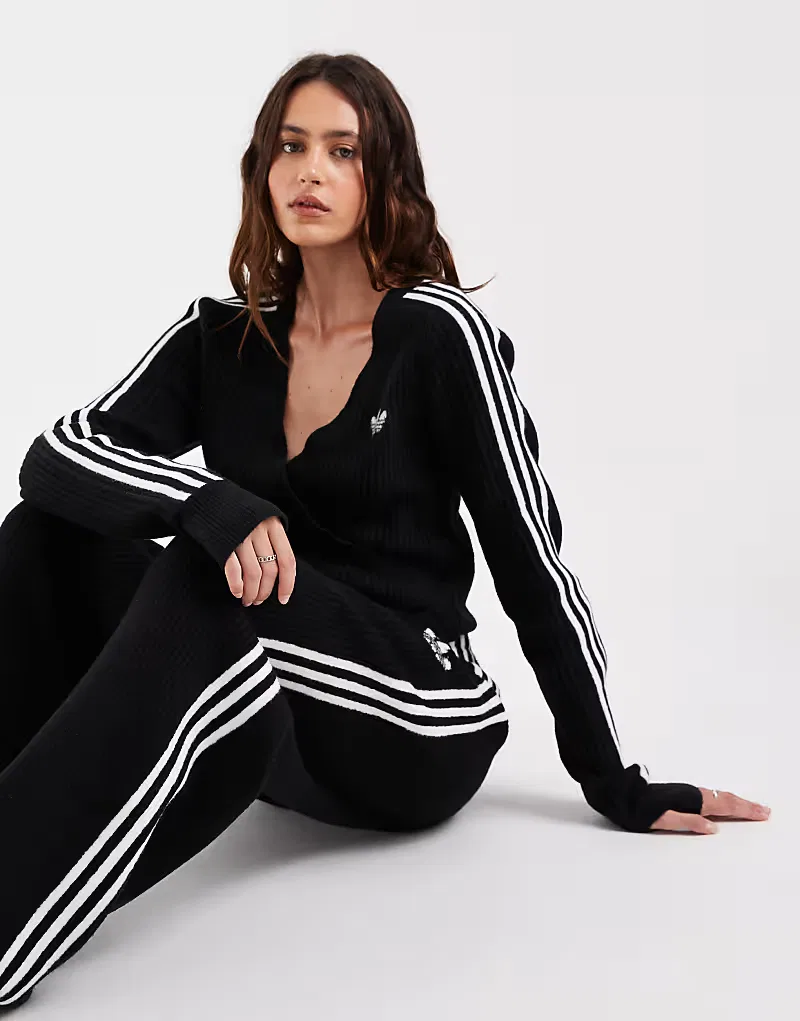 Вязаный кардиган-накидка Adidas Originals x Jennie, черный