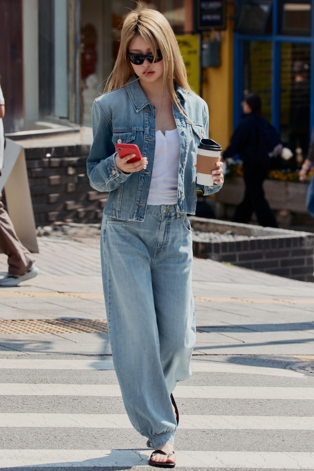 Джинсы Zara TRF Mid-Rise Balloon, светло-синий