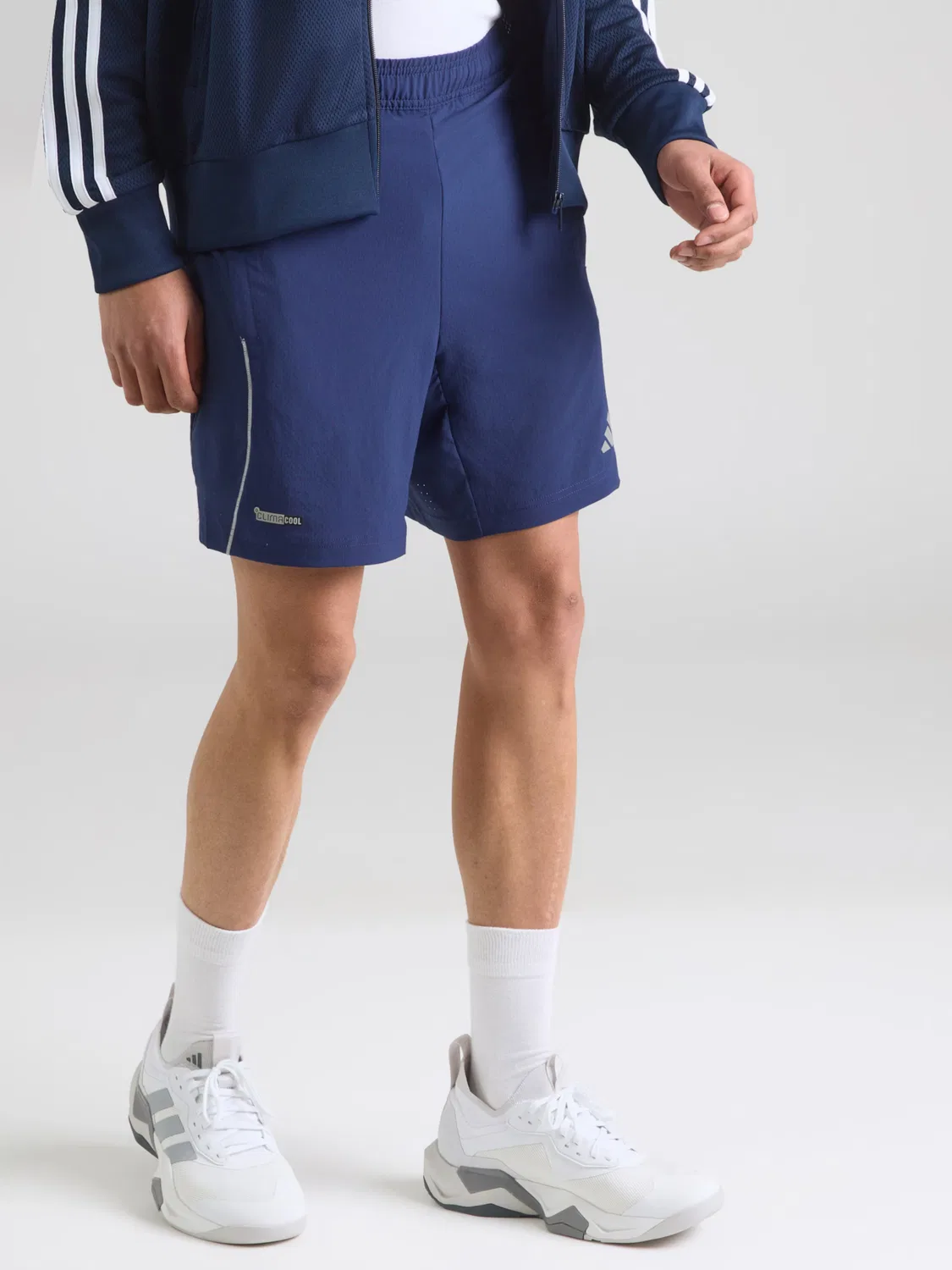 Спортивные шорты Adidas Performance Regular Workout Pants TECH APP темно-синего цвета — фото 2