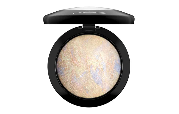 Женские хайлайтер Unicorn Mineral Contouring LIGHTSCAPADE MAC, 10 г