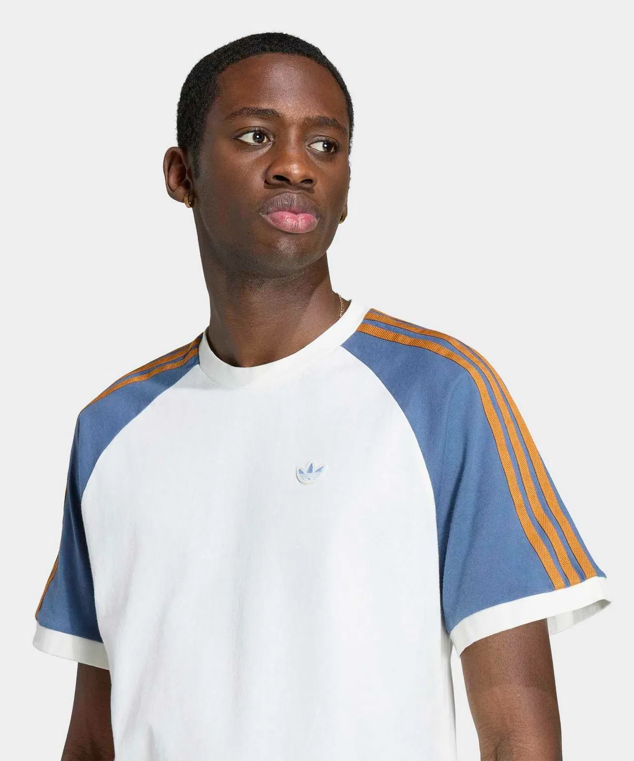 Мужская футболка с коротким рукавом, свободного кроя, из хлопка, модель Washed Kari Adidas, Blue — фото 3