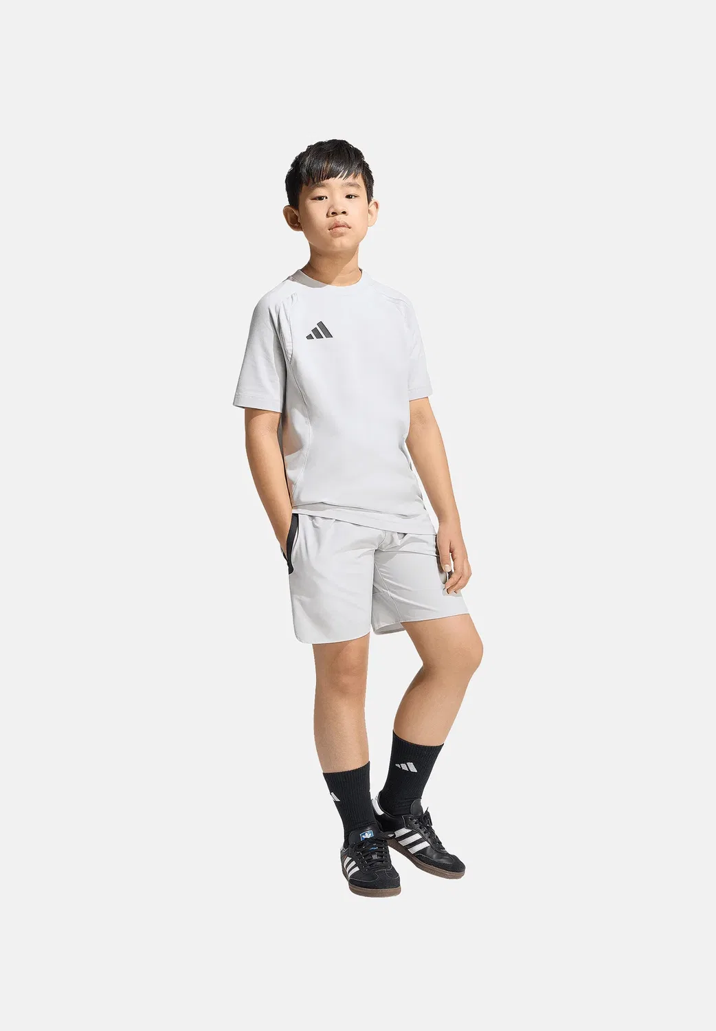 Спортивные шорты Tiro Travel Shorts унисекс Adidas Performance, Grauschwarz