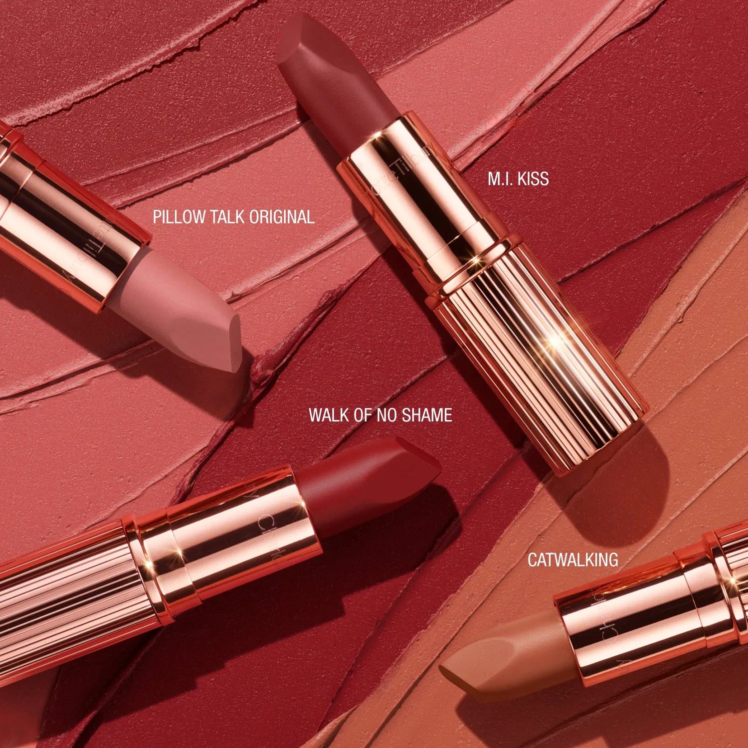 Помада матовая Charlotte Tilbury Matte Revolution, M.I.Kiss — фото 3