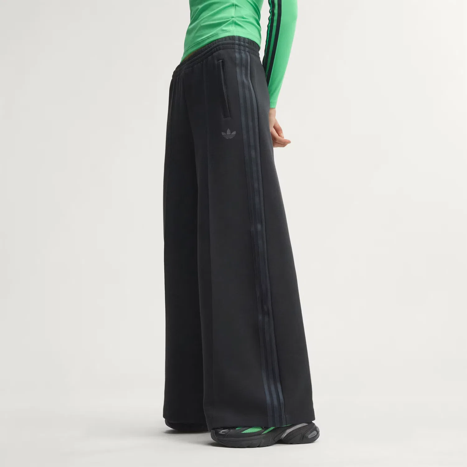 Женские спортивные брюки свободного кроя Spacer Trackpants Adidas Originals, черный