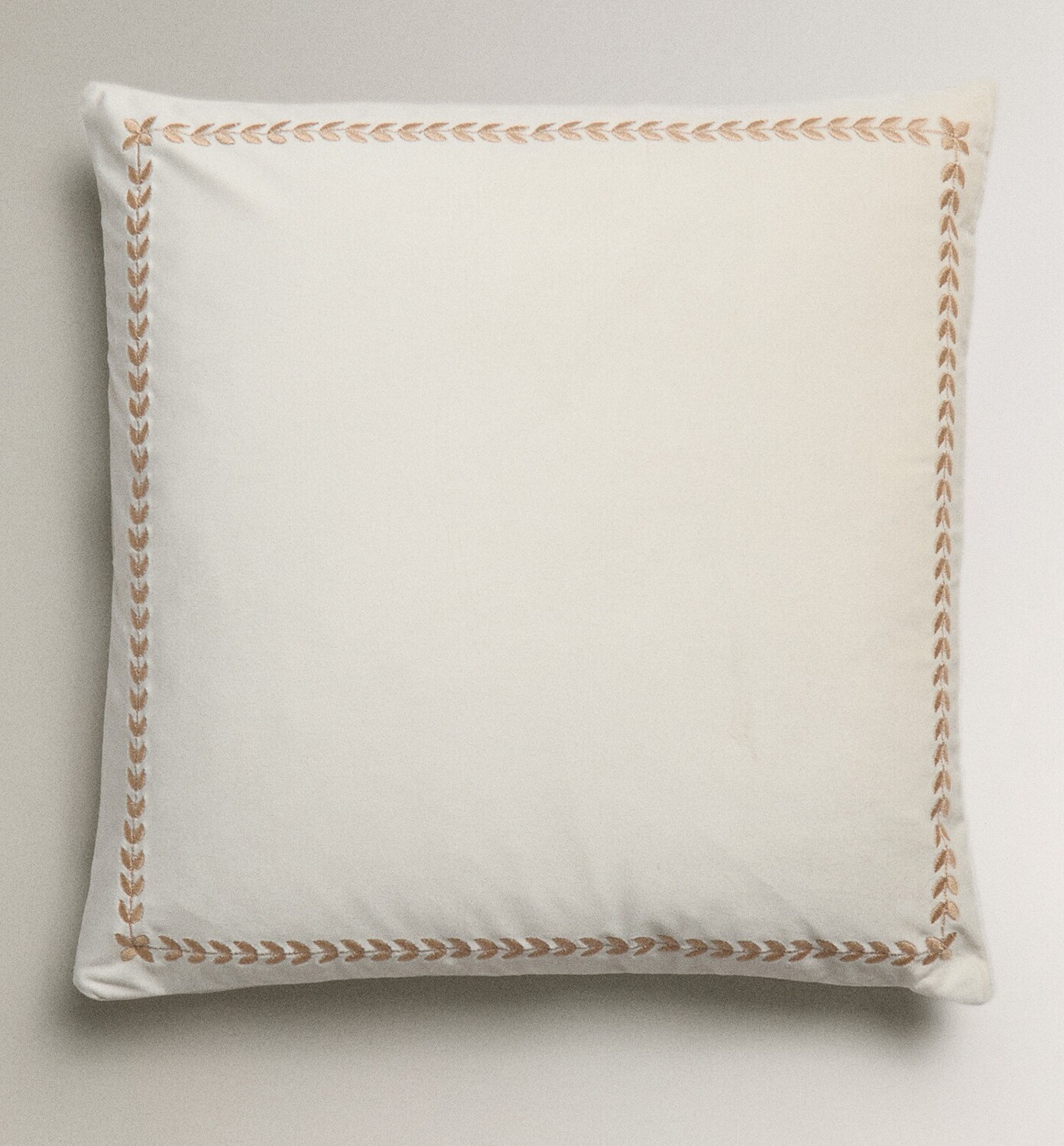 

Чехол для подушки Zara Home Border, белый
