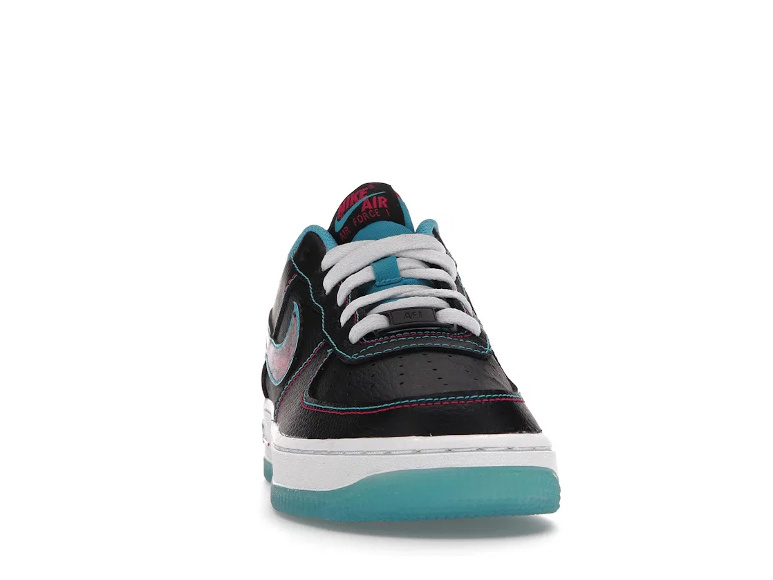 Детские кроссовки Lifestyle Nike Air Force 1 LV8 1, Black/Fireberry-Light Blue Fury — фото 2