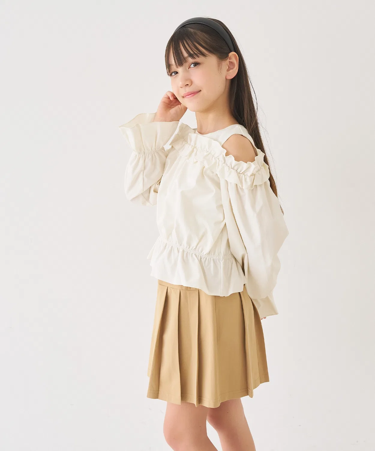 Coca（coca） Детская блузка с длинным рукавом слоеный дизайн, модель Layered Shoulder, coca, Ivory — фото 3