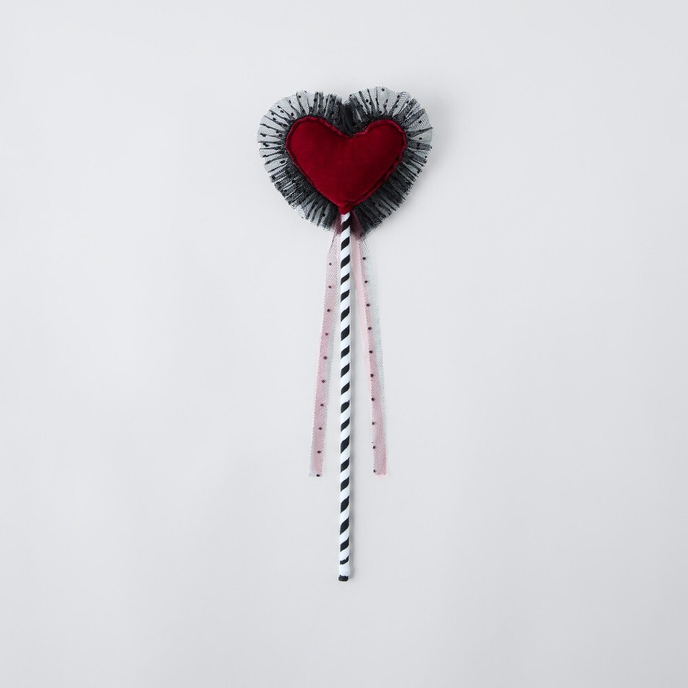 

Палочка королевы червей Zara Velvet Heart, темно-красный