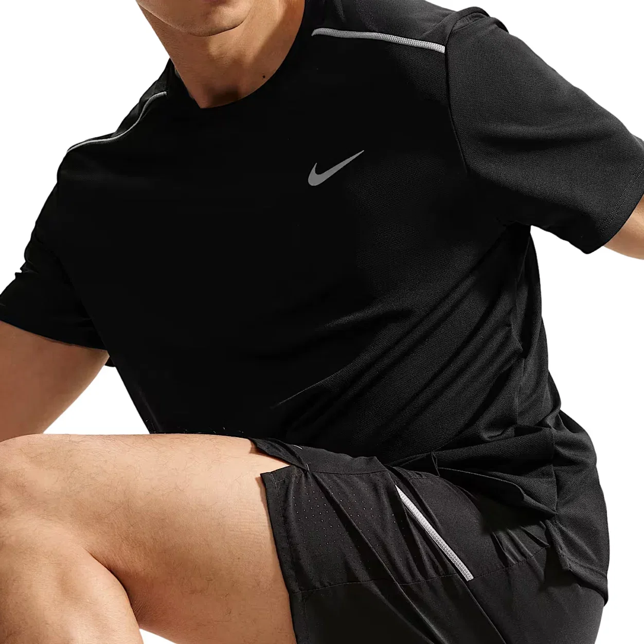 Мужская футболка Nike Miler Dri-FIT UV Protection, черный — фото 4