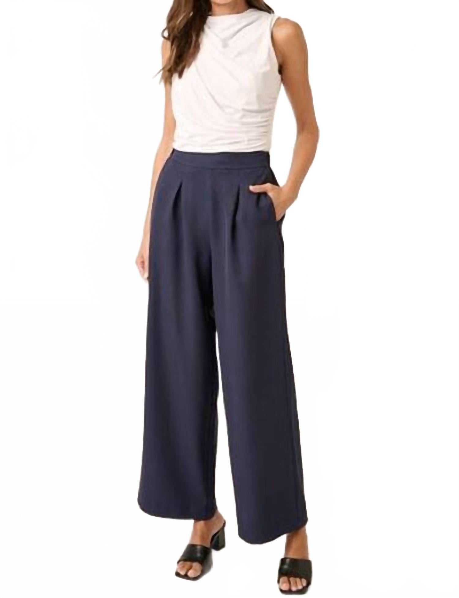 

Mittoshop Офисные брюки синего цвета с широкими штанинами и обратными складками