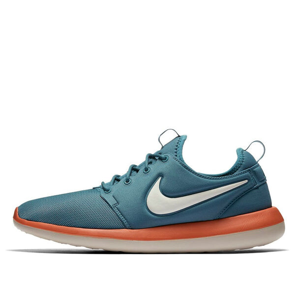 

Кроссовки roshe two 'iced jade' Nike, зеленый