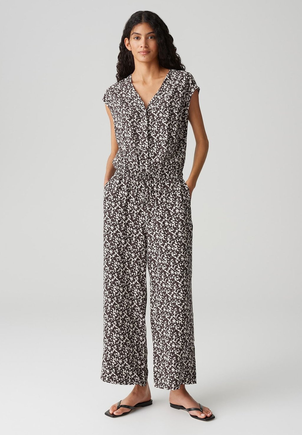 

Комбинезон MID RISE CROPPED WIDE FIT PRINT OPUS, коричневый