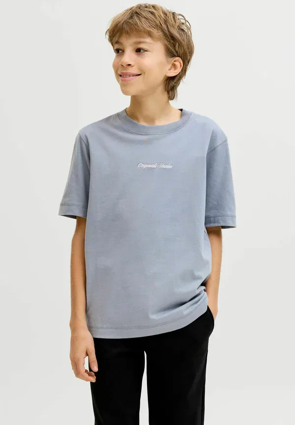 Футболка Jornorrebro emb tee ss cn noos jnr basic t-shirt Jack & Jones Junior, пассатные ветры — фото 2