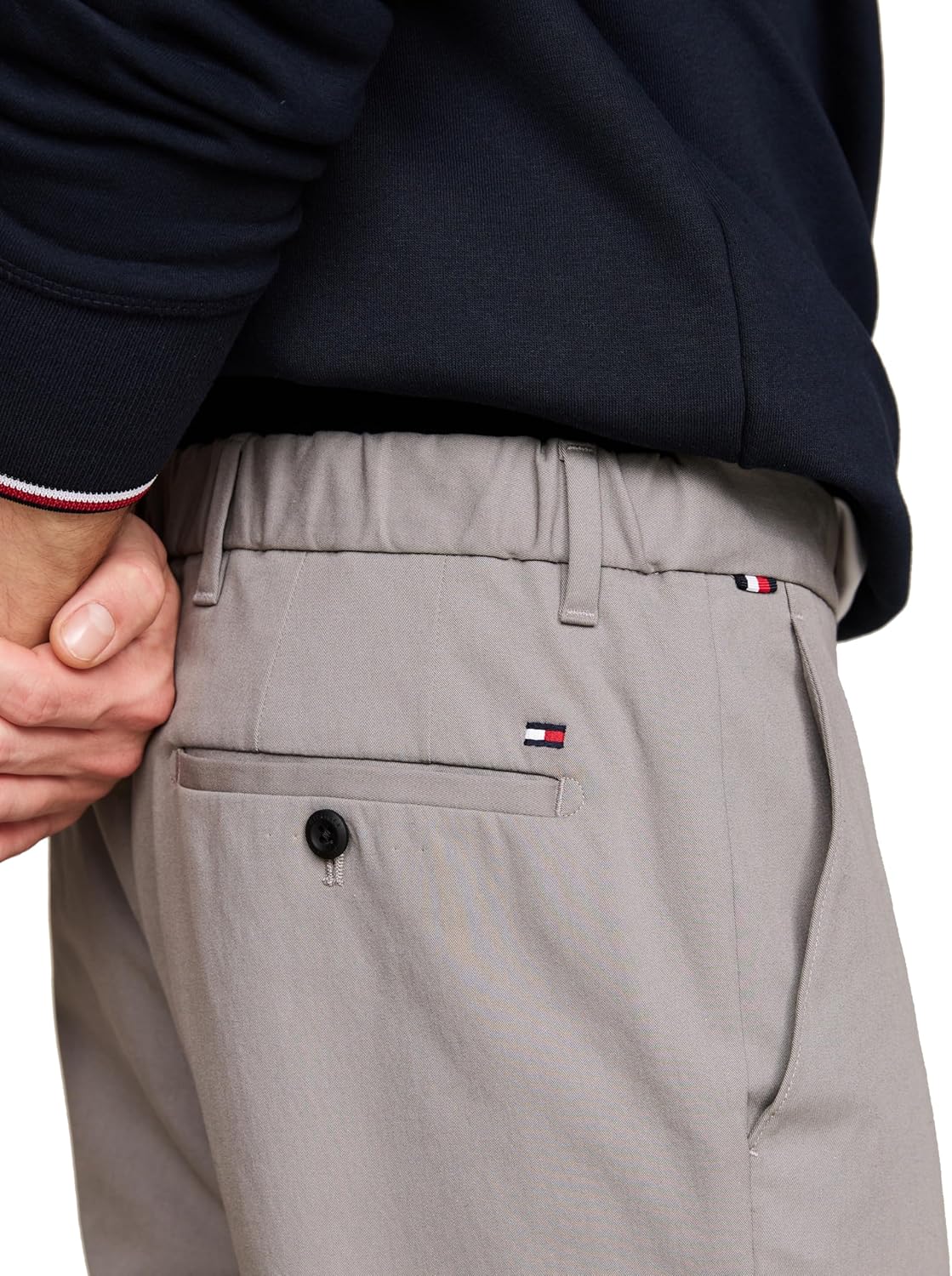 Мужские повседневные брюки Tommy Hilfiger из влагоотводящей ткани, устойчивые к складкам, прямого кроя, Hydrogen Grey — фото 2