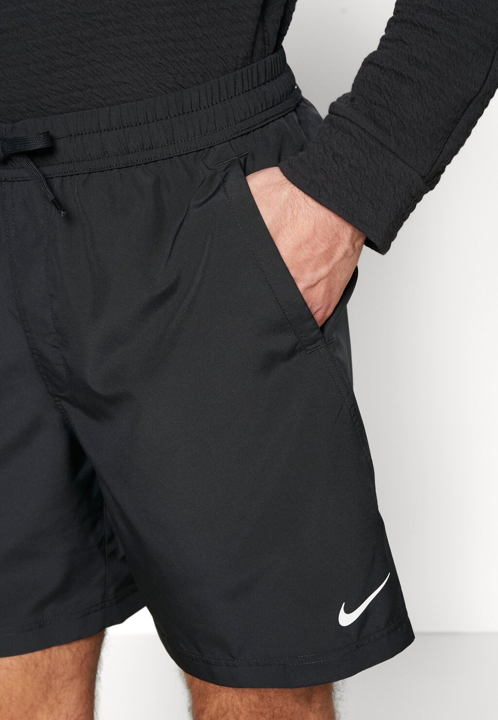 Спортивные шорты FORM SHORT Nike, черный — фото 4
