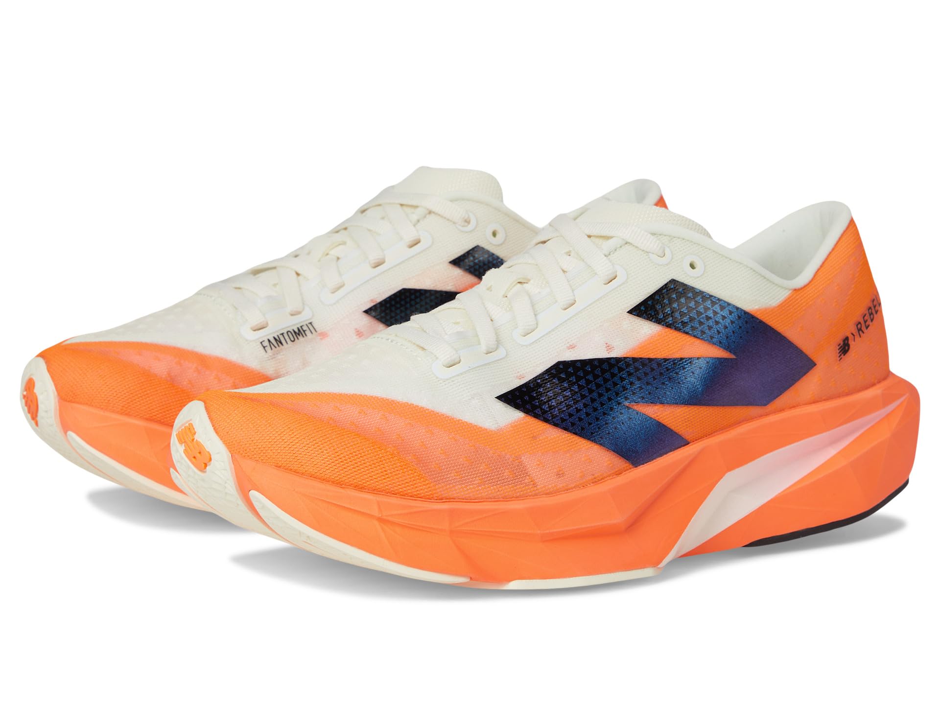 

Кроссовки New Balance FuelCell Rebel v4, цвет Hot Mango/Angora/Black