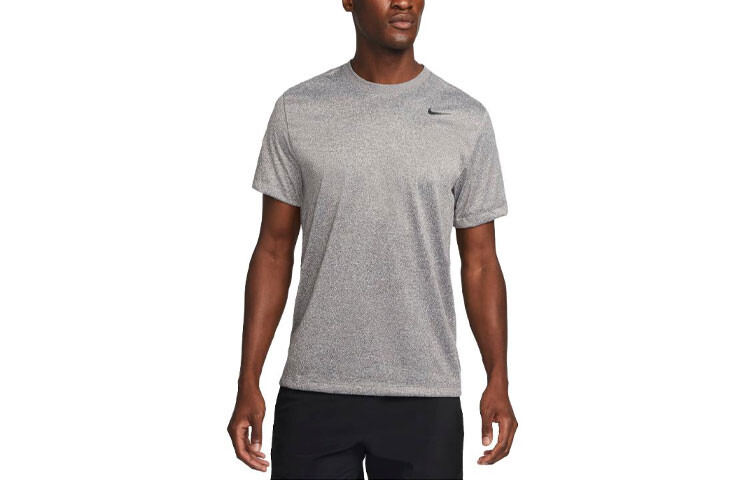 

Футболка мужская серая Nike, серый