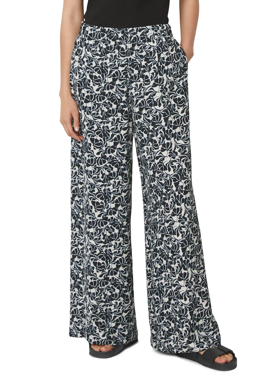 

Брюки без застежки Marc O'Polo DENIM с характерной тонкой структурой, цвет Black_Multi