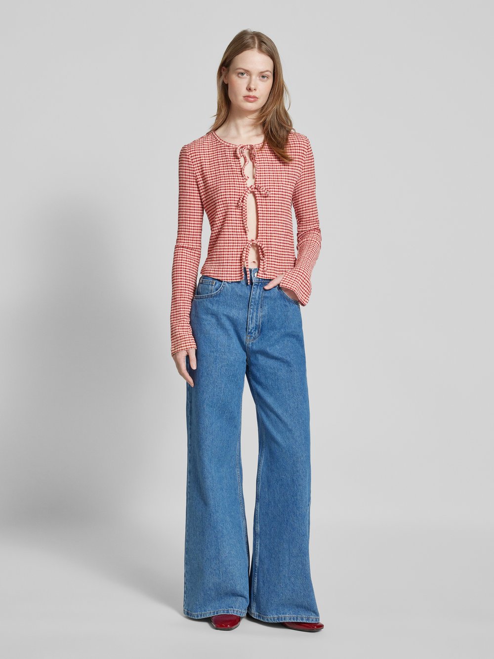 

Лонгслив с кружевной застежкой Scotch & Soda, розовый