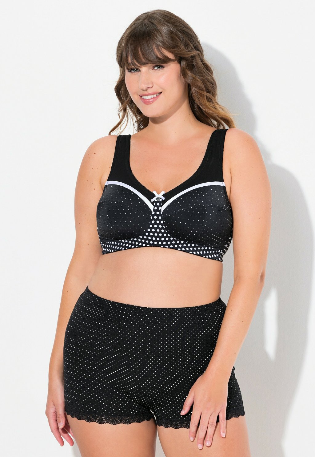 

Бюстгальтер на косточках MIXED POLKA DOT RELIEF Ulla Popken, черный