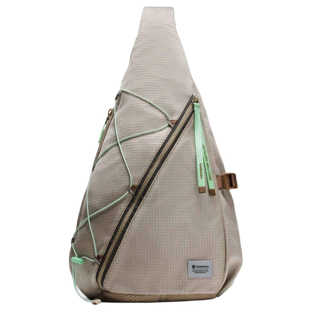 

Lululemon Нейлоновая поясная сумка унисекс, Oak Brown/Mocha/Lime Green