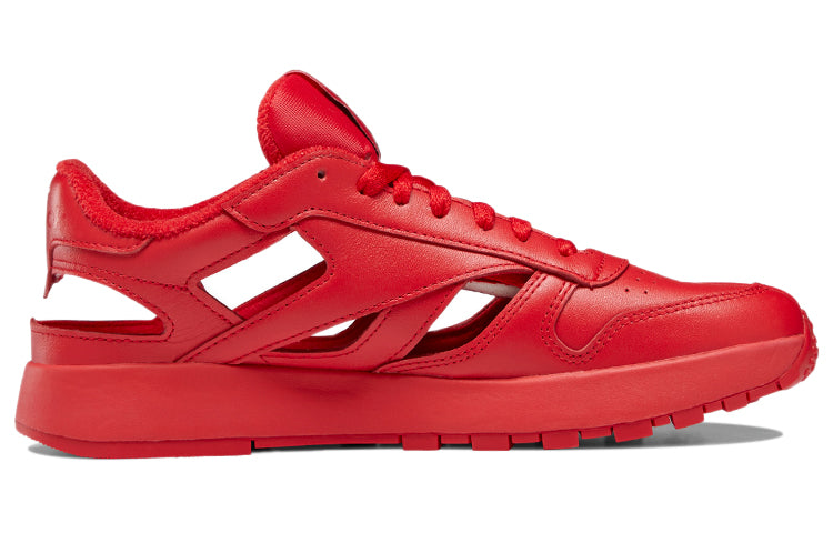 Сандалии Reebok Classic Leather DQ x Maison Margiela 'Vector Red', красный — фото 2