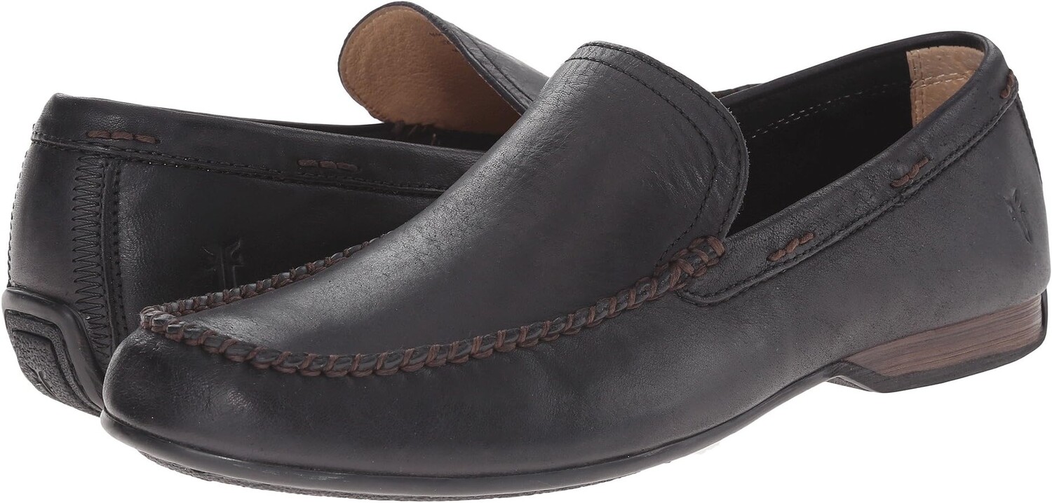 

Лоферы Lewis Venetian Frye, цвет Black Oiled Vintage