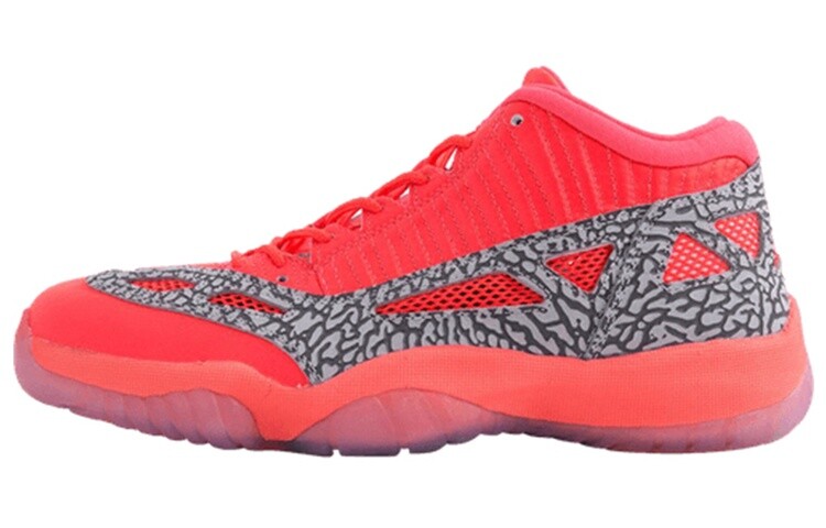 

Кроссовки JORDAN 11 Retro Low Ie Flash Crimson