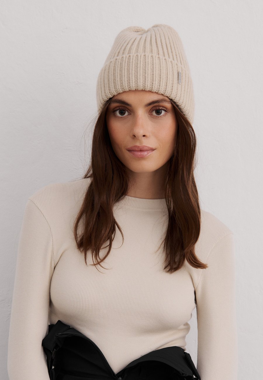 

Шапка aim’n Beanie, Beige