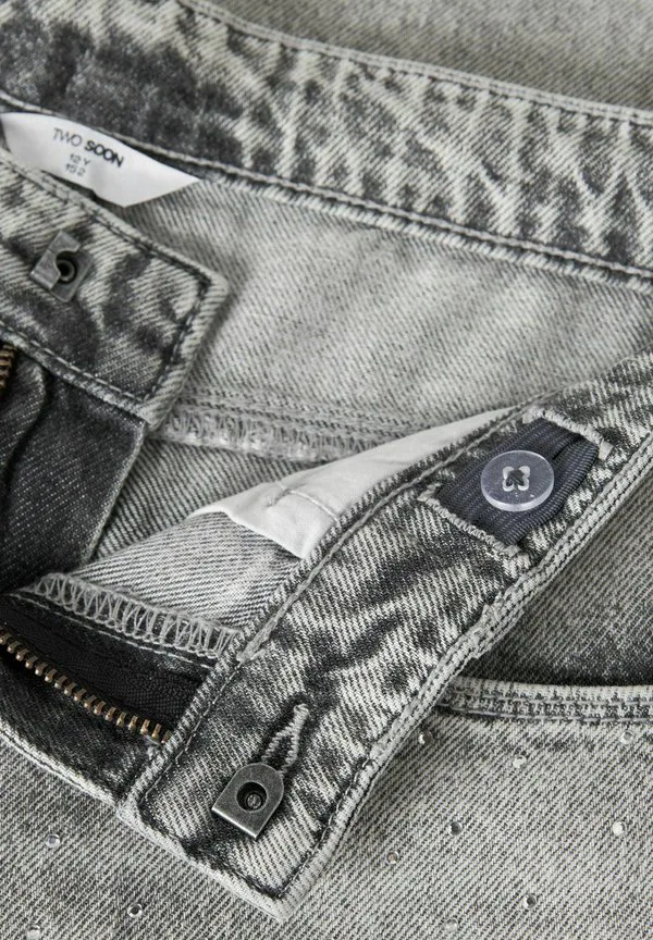 Джинсы свободного кроя со стразами Two Soon, Light Grey Denim — фото 3